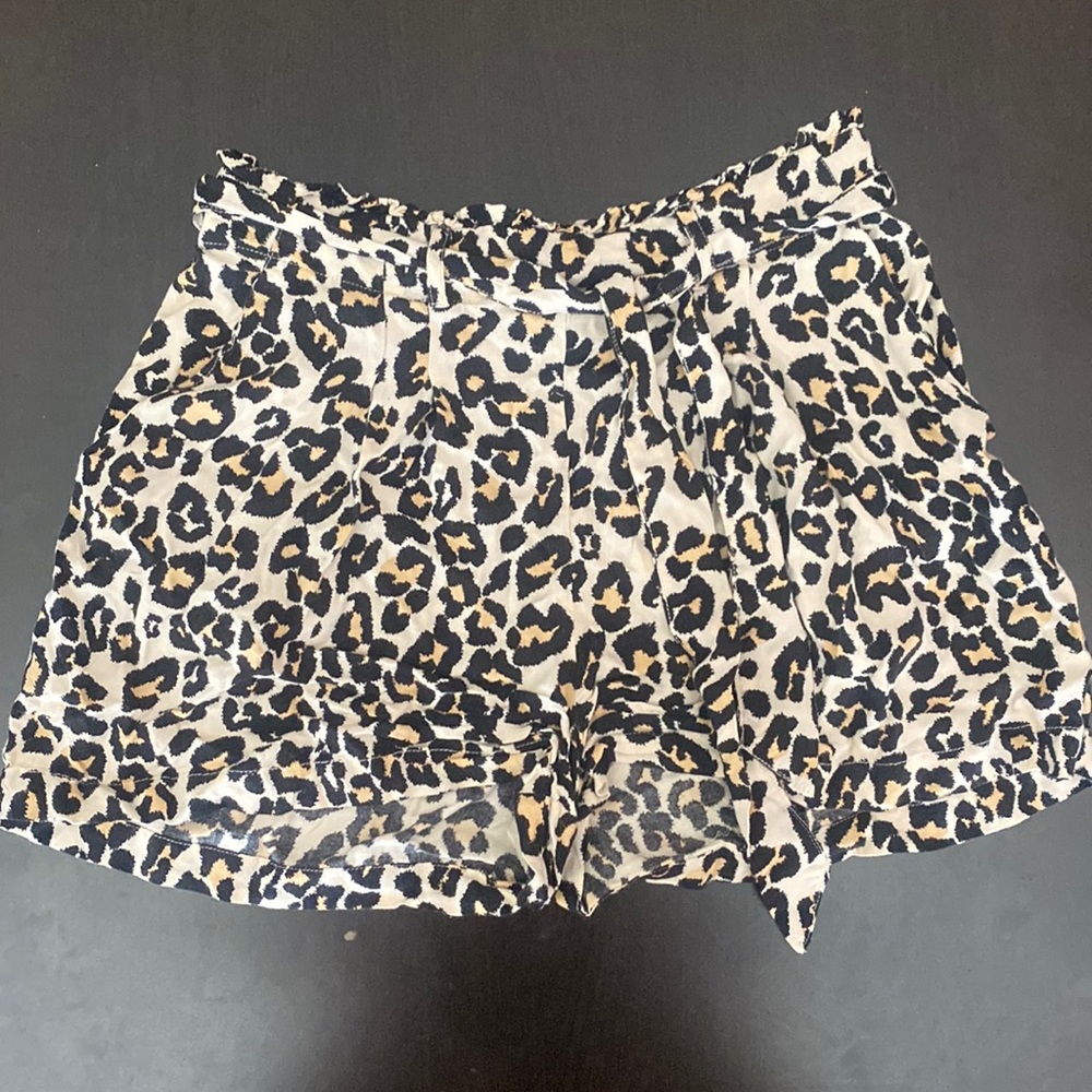 Cheetah print shorts with belt. Size US 4
